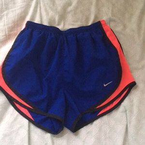 Running shorts
